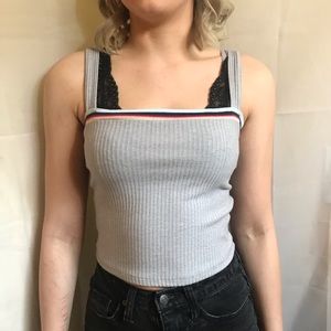 Straight lined tank top